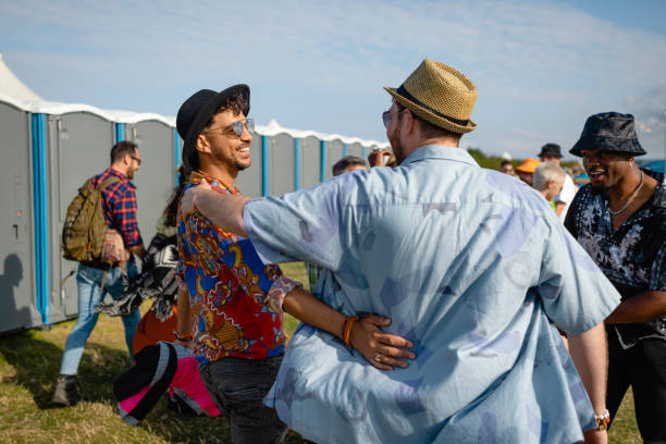 Best Portable restroom trailer rental  in Oswego, IL
